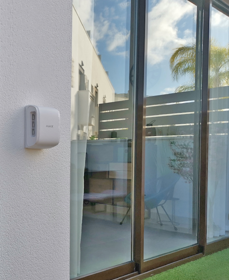 AJAX dualcurtain outdoor 08 Project 2 AJAX DualCurtain Outdoor