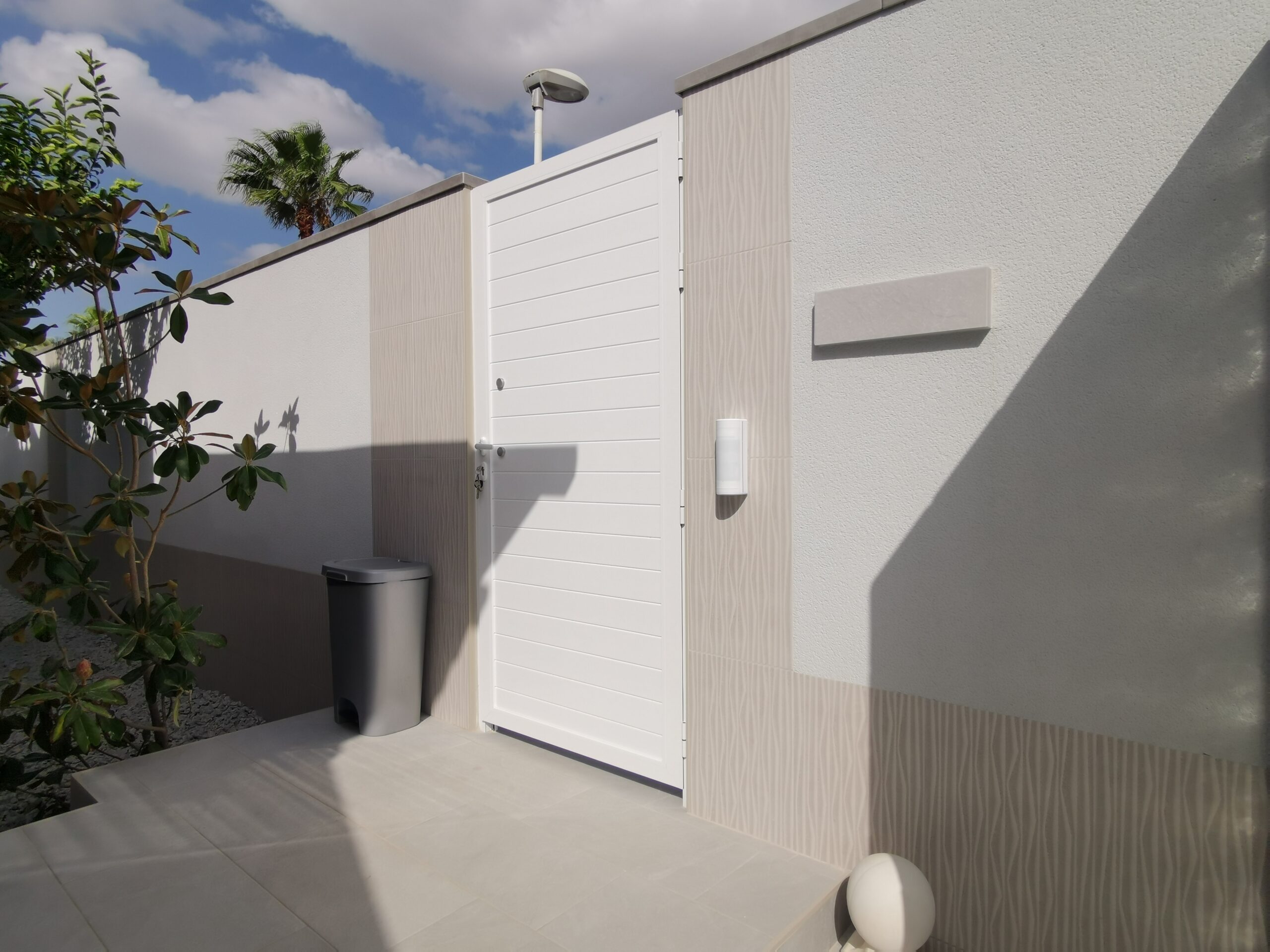 alarmsysteem installeren quesada 2 8 scaled Project 11 alarmsysteem installatie