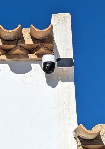 camera bewaking 360 graden rondom met zonnepaneel